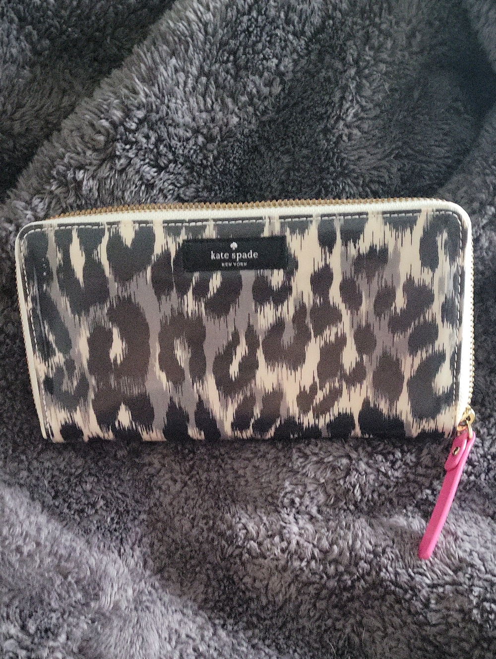 kate spade Black & White Leopard-Print Zip Wallet with Pink Pull